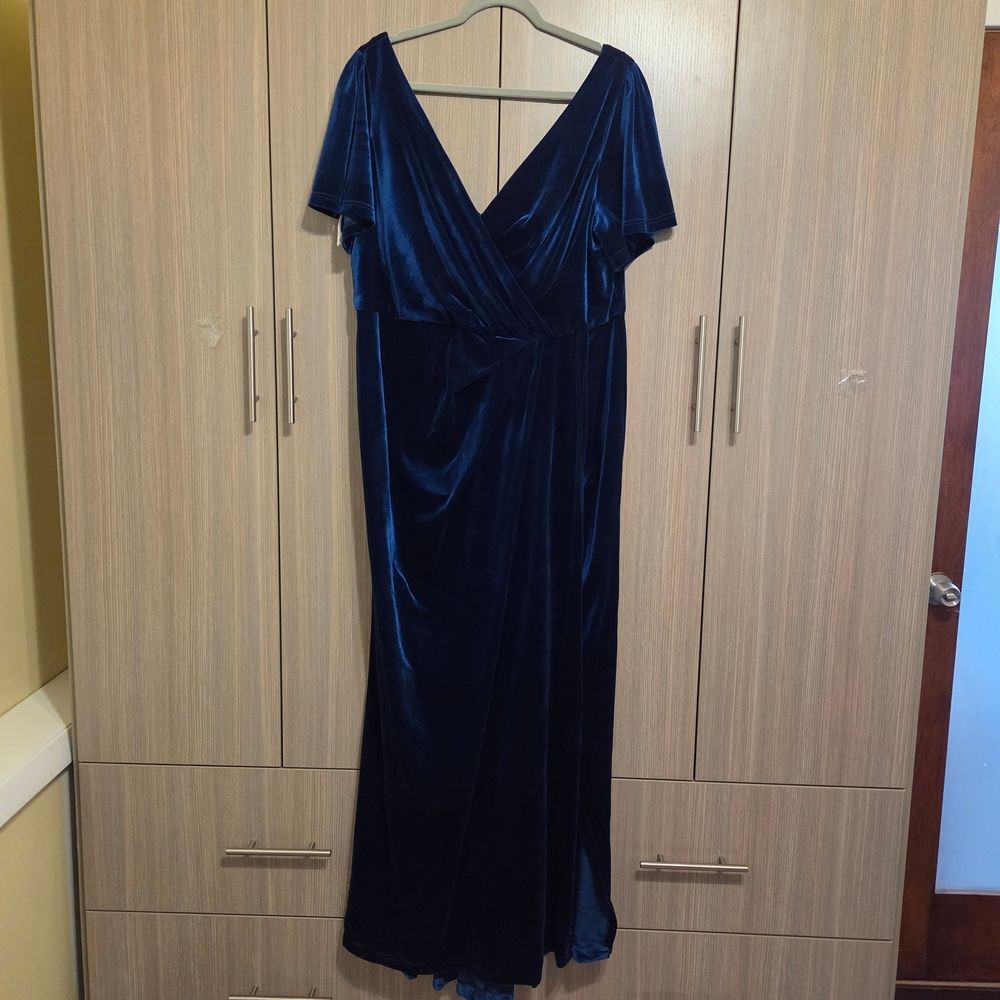Elegant Blue Velvet Dress